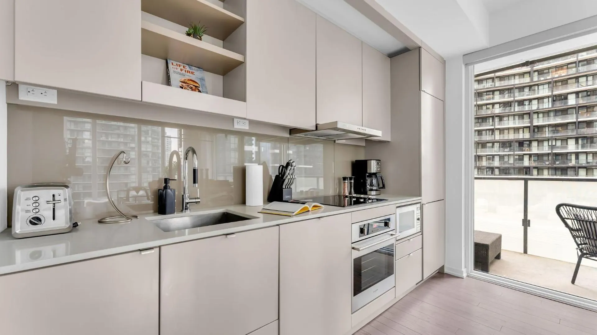Bespoke 1Br Suite Entertainment District Toronto 0*,