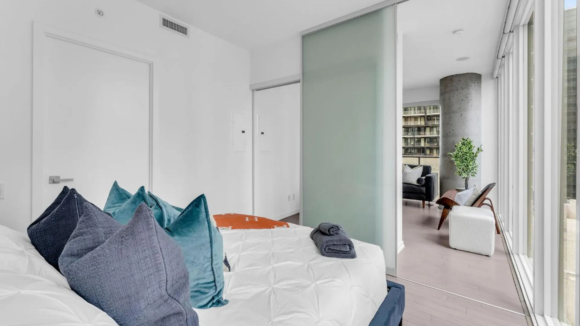 Bespoke 1Br Suite Entertainment District Toronto 0*,