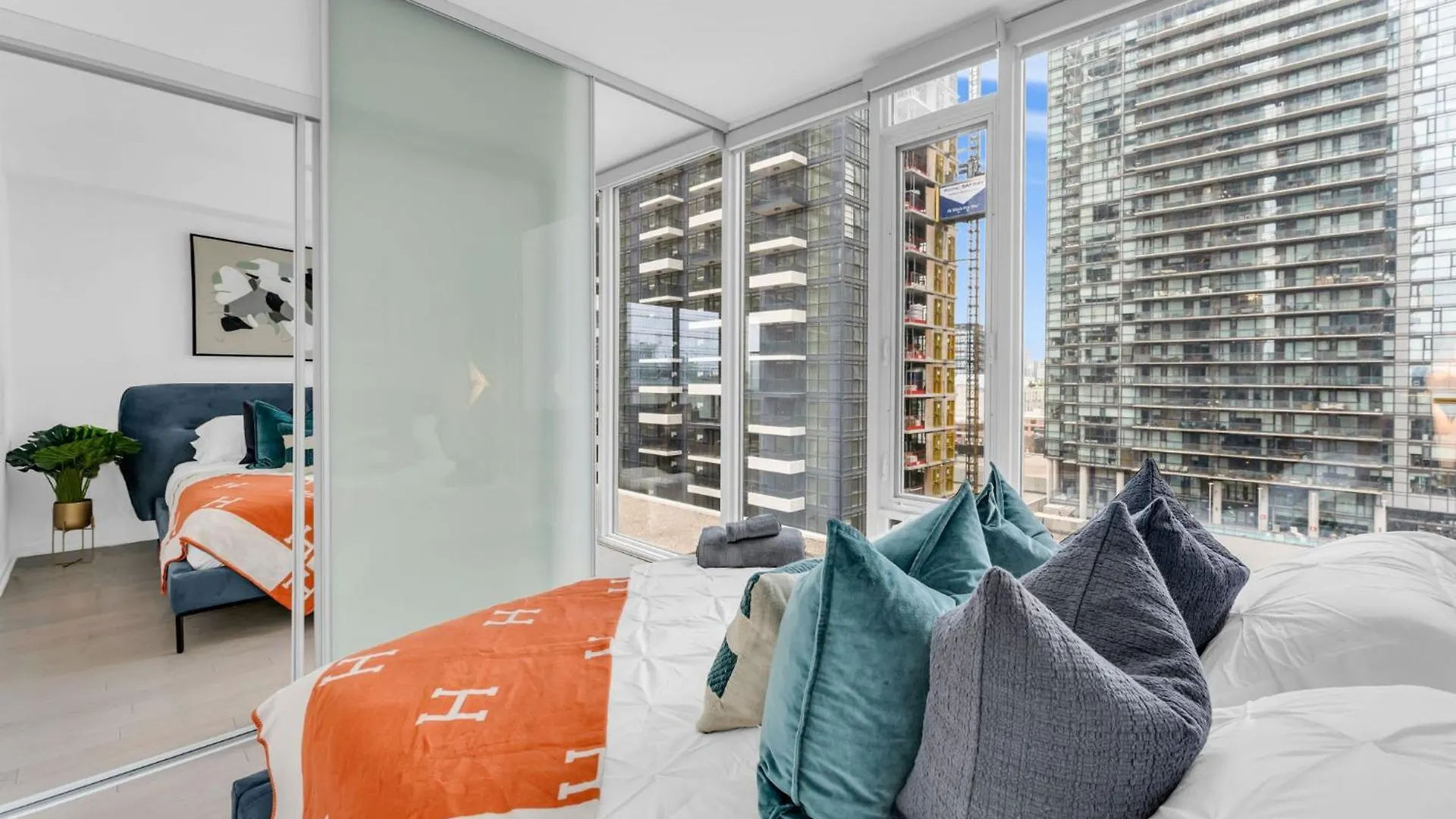 Bespoke 1Br Suite Entertainment District Toronto